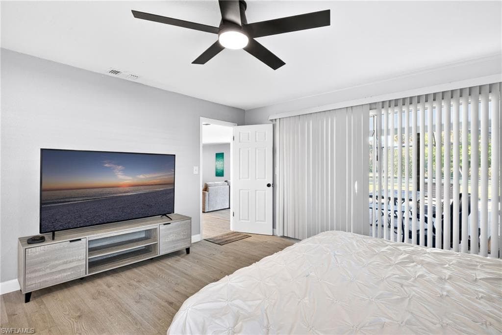 1688 Saint Clair AVE E-29