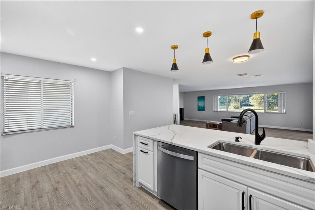 1688 Saint Clair AVE E-10