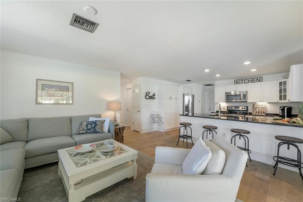239 Torrey Pines PT-21
