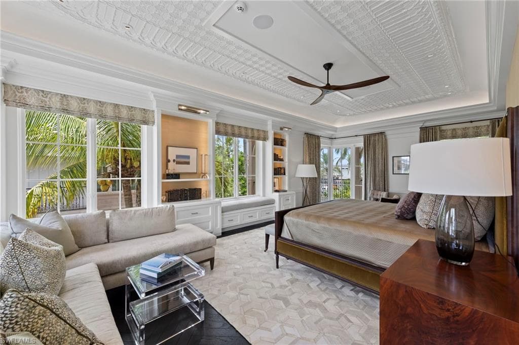 3675 Gordon DR-25