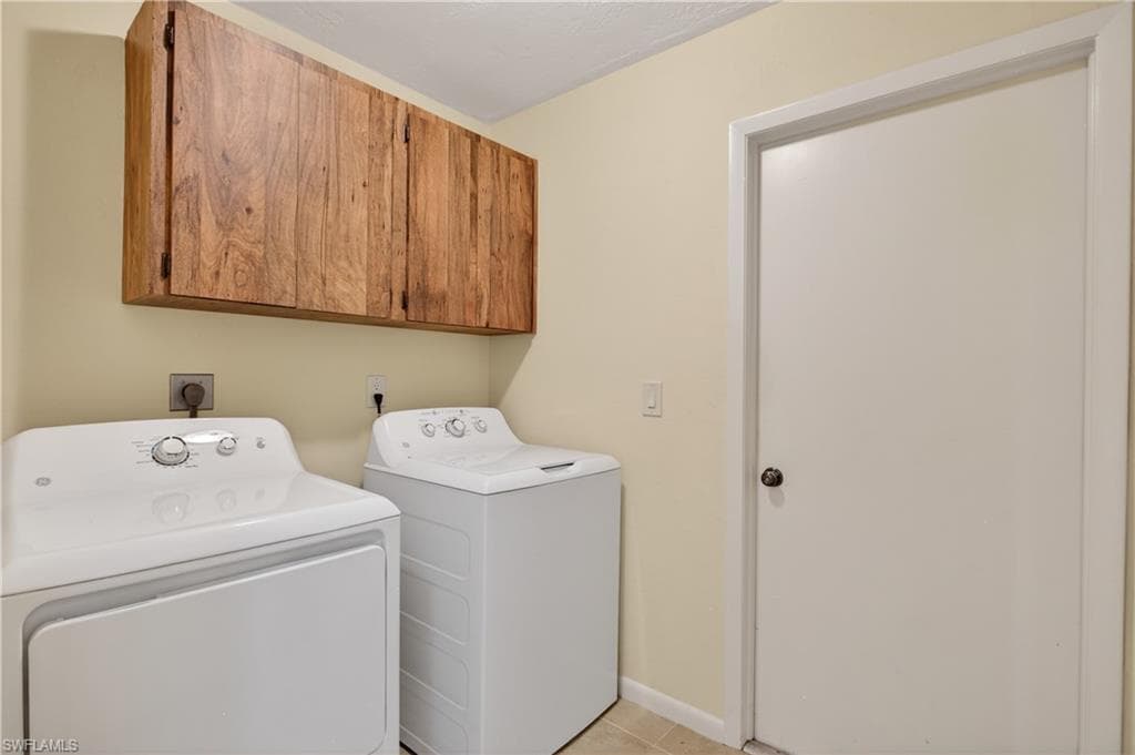 9708 Foxglove CIR-23