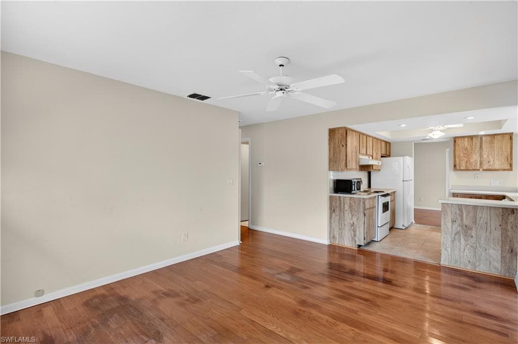 9708 Foxglove CIR-9