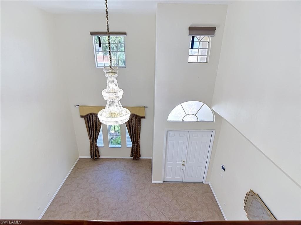 15641 Alton DR-22