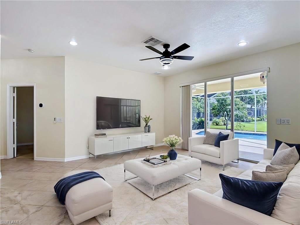 15641 Alton DR-12