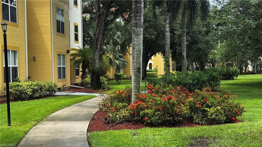 11530 Villa Grand 1101-36