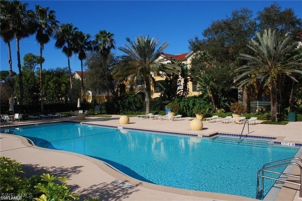 11530 Villa Grand 1101-3