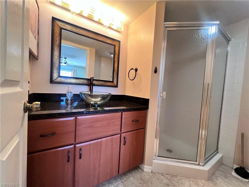 717 Landover CIR 103-9