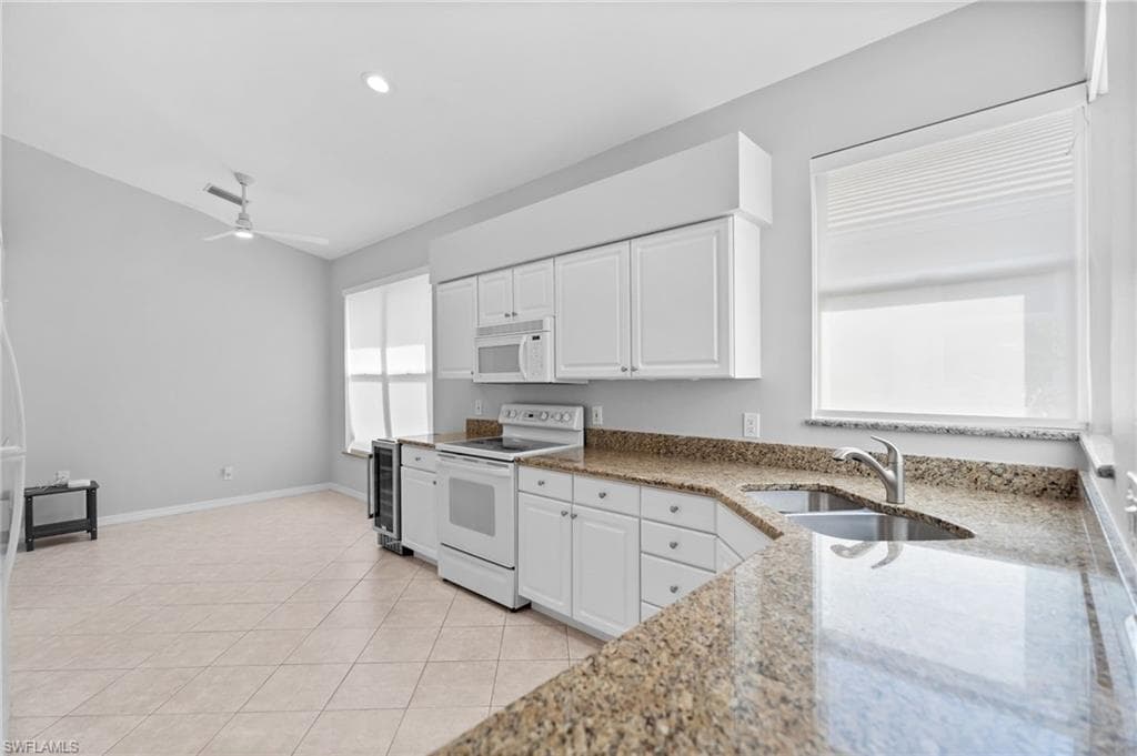 1717 Winding Oaks WAY-10