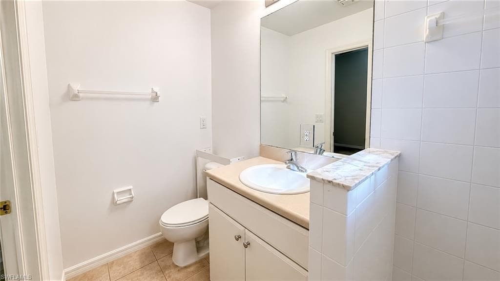 8527 Athena CT-12