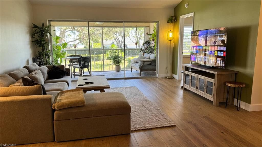 9828 Luna CIR H202-2