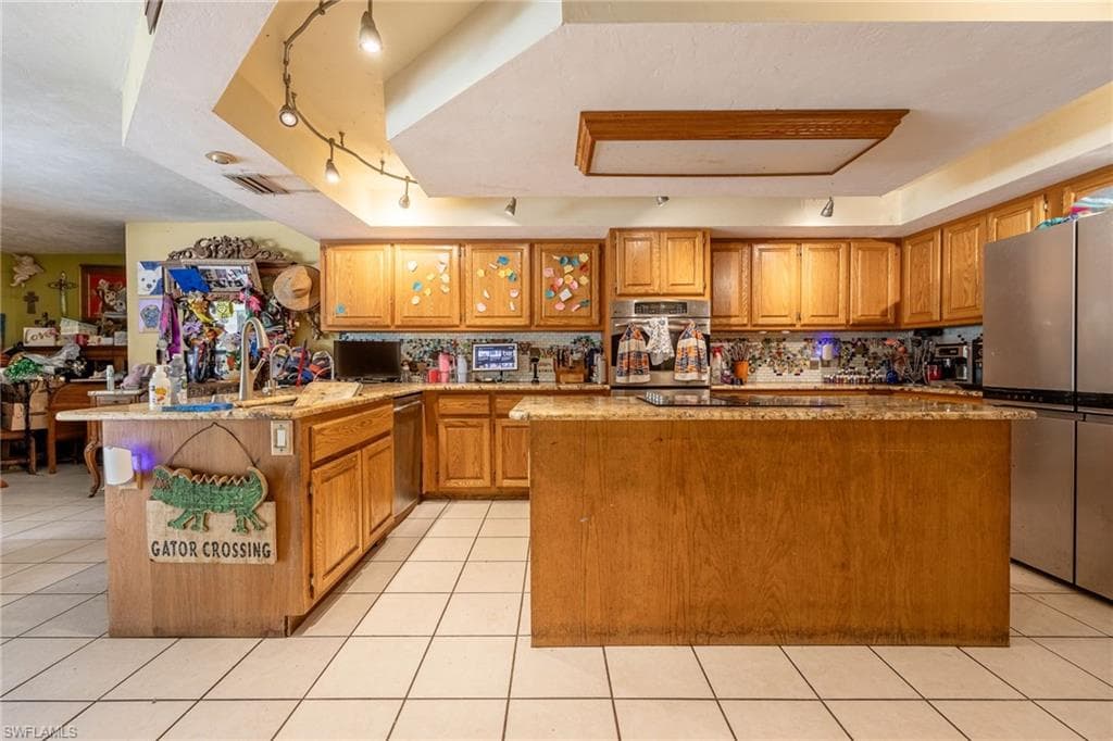 13746 Brynwood LN-4
