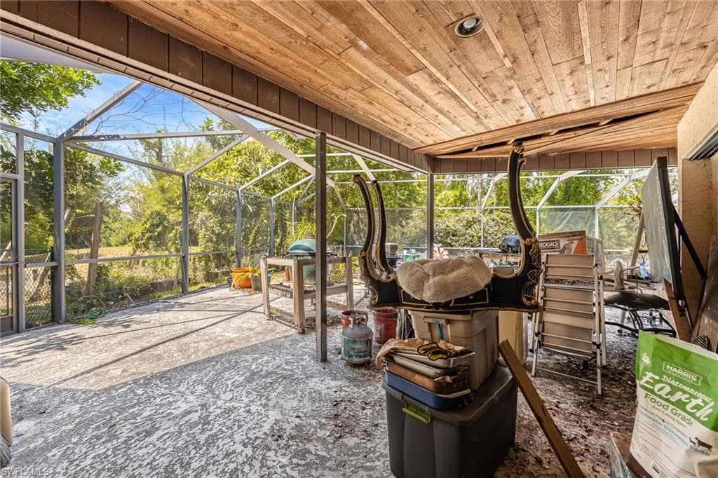 13746 Brynwood LN-20