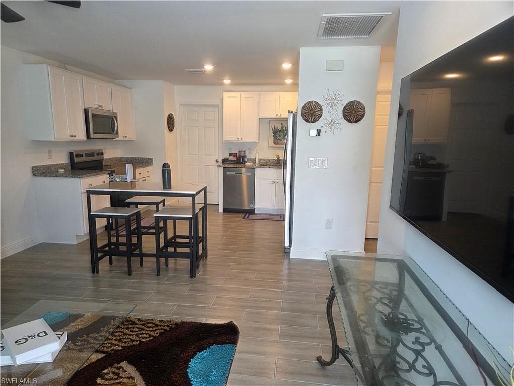 2156 Edison AVE-9