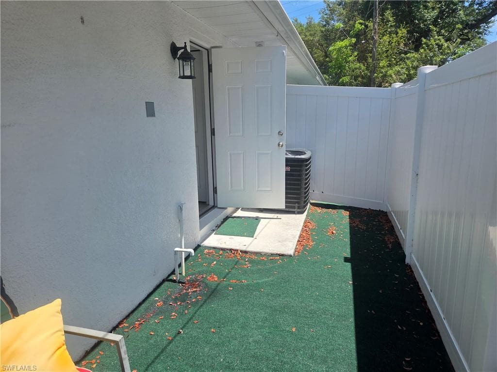 2156 Edison AVE-13