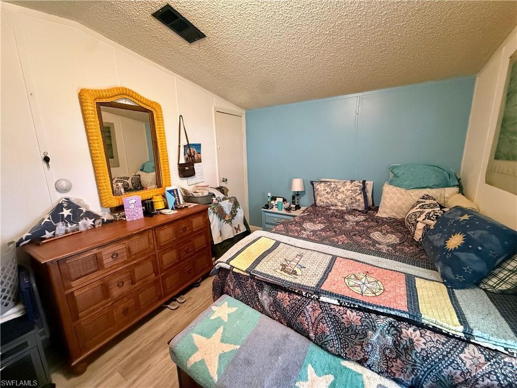 12980 Rebecca ST-11