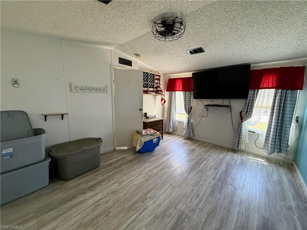 12980 Rebecca ST-14