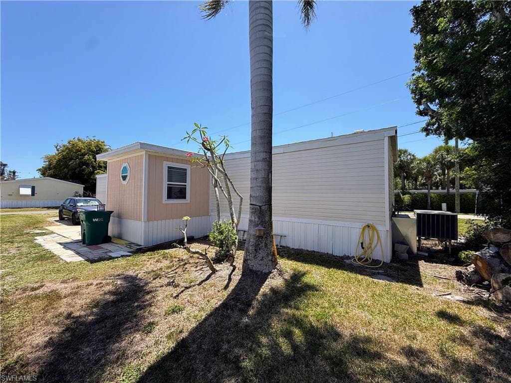 12980 Rebecca ST-18