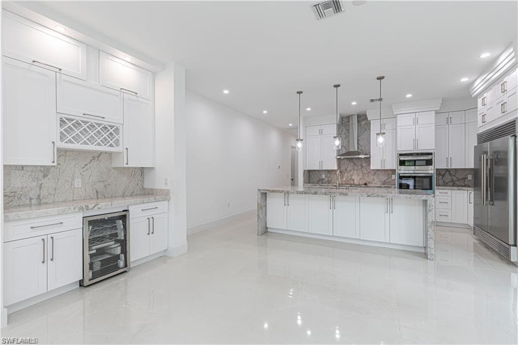 3098 Pine Tree DR-4
