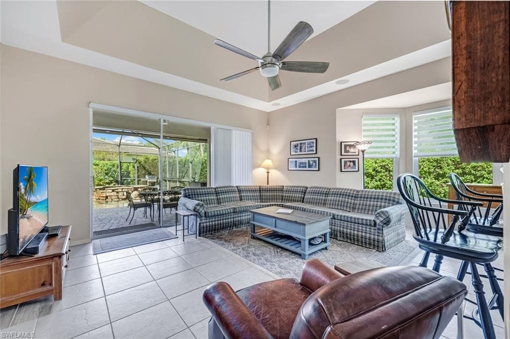 8241 Laurel Lakes BLVD-5