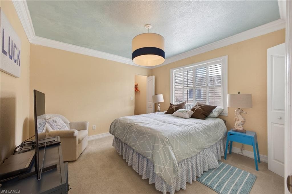 705 Luisa LN 822-23
