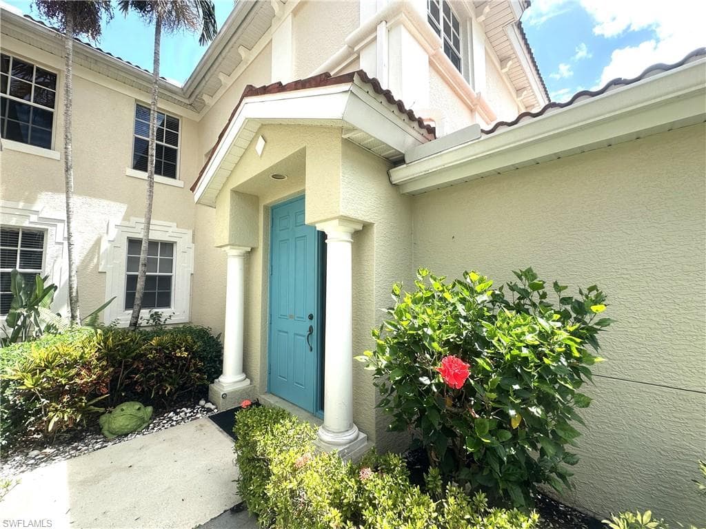 1634 Tarpon Bay DR S 202-1