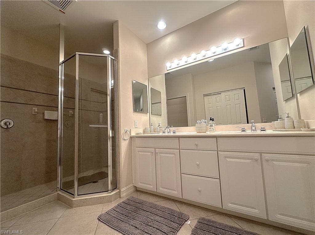 1634 Tarpon Bay DR S 202-16