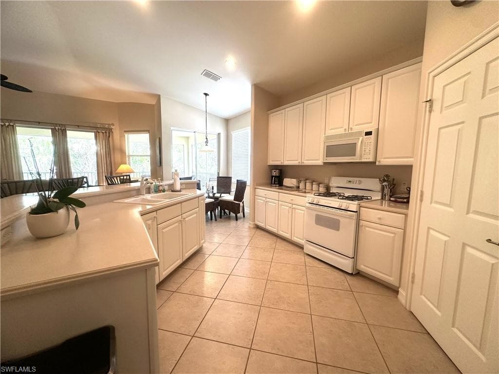 1634 Tarpon Bay DR S 202-13