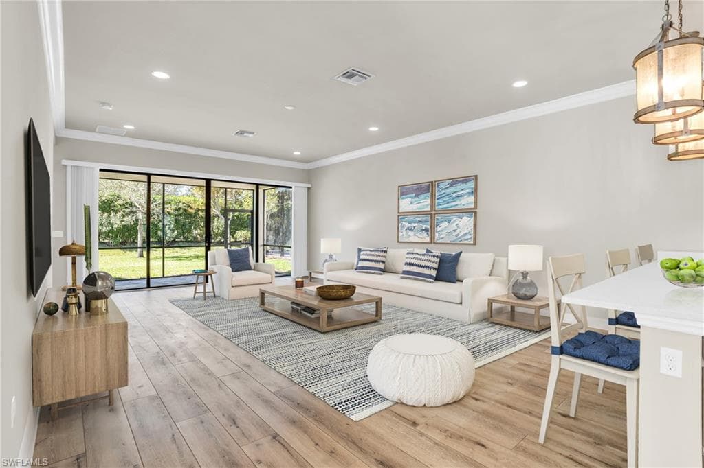 4420 Aurora ST-1