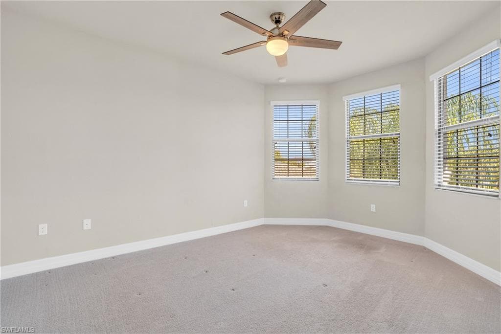 4420 Aurora ST-8