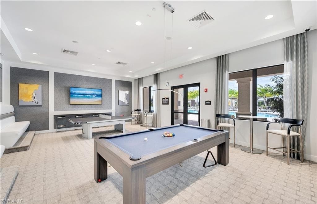 4420 Aurora ST-37