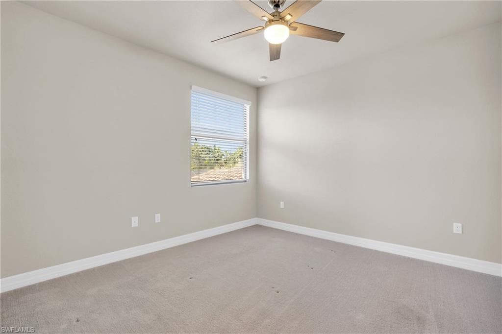 4420 Aurora ST-17