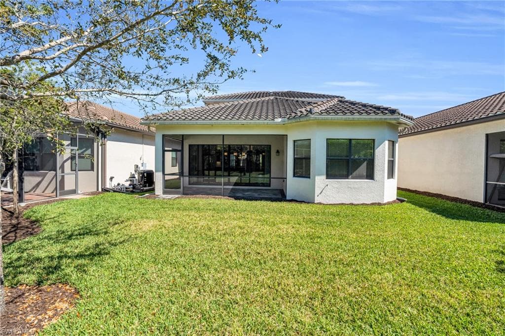 4420 Aurora ST-28