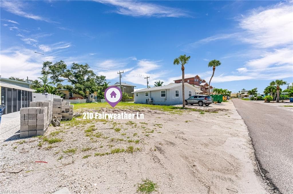 210 Fairweather LN-22