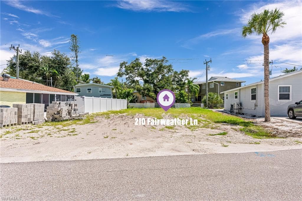 210 Fairweather LN-20