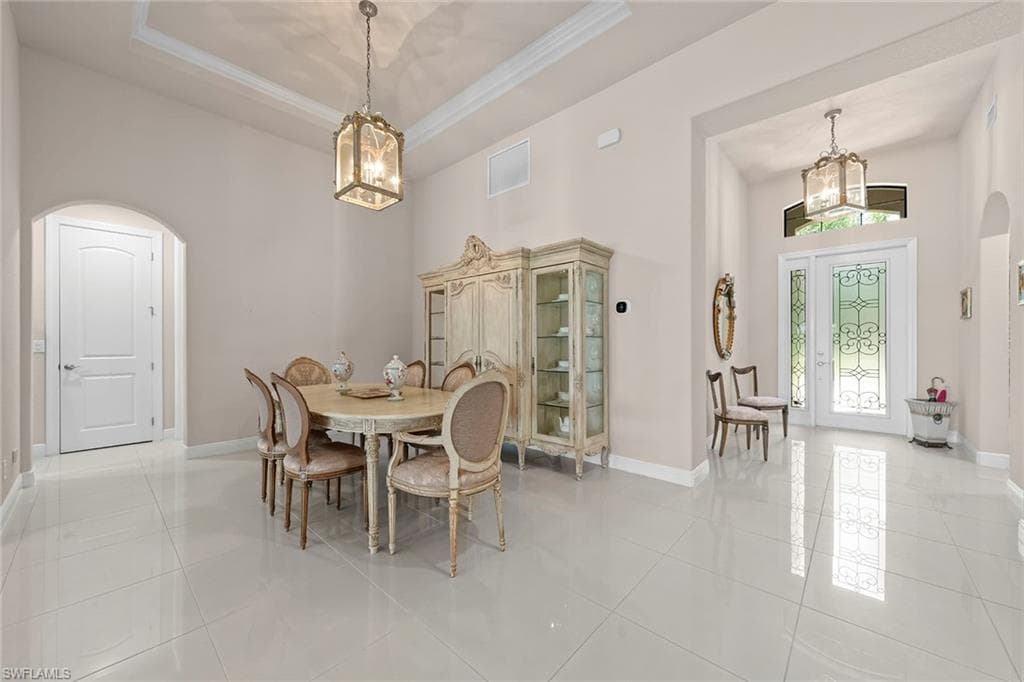 9917 Alhambra LN-11