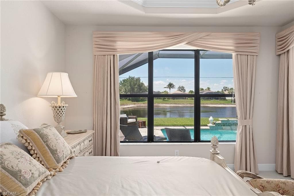 9917 Alhambra LN-21