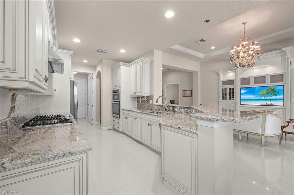 9917 Alhambra LN-14