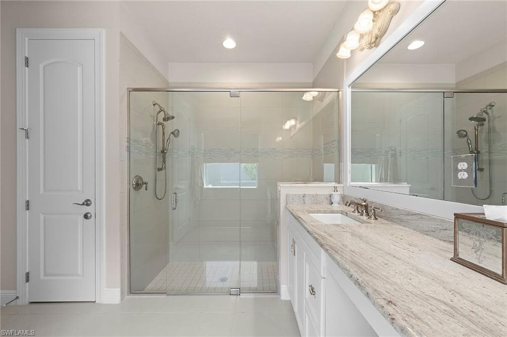9917 Alhambra LN-24