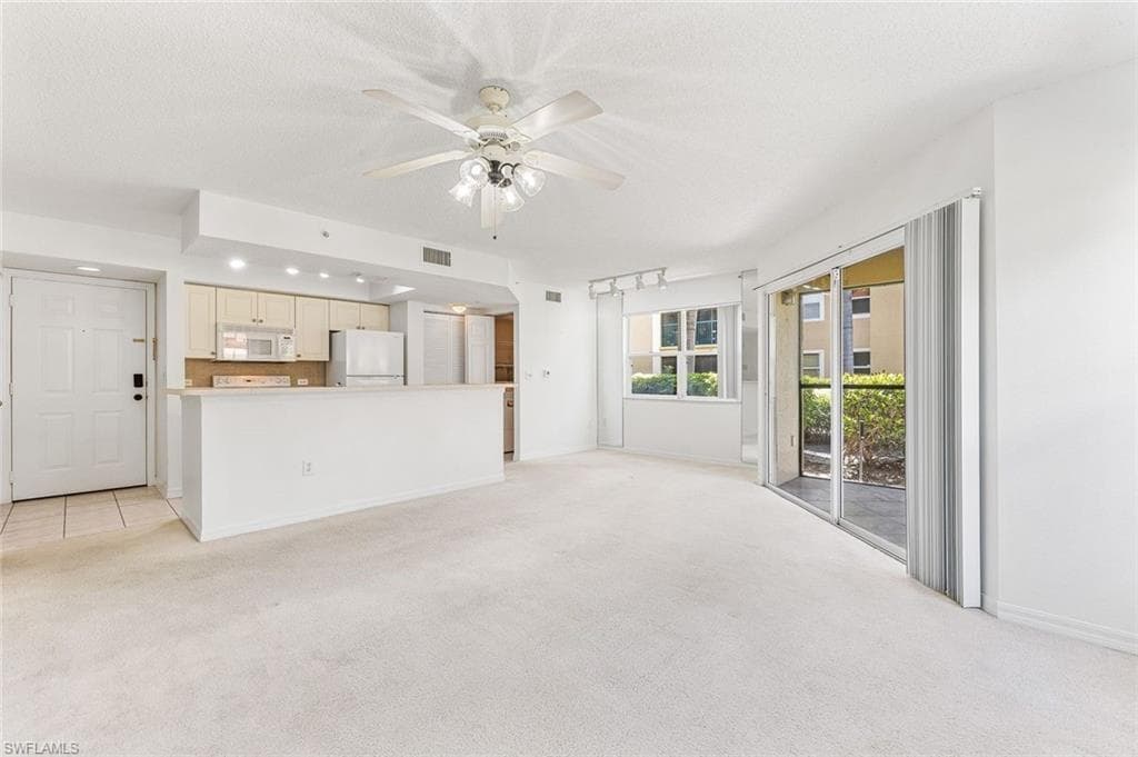 8920 Colonnades CT E 518-5