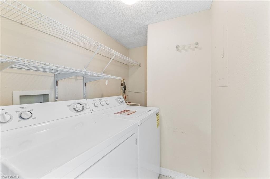 8920 Colonnades CT E 518-11