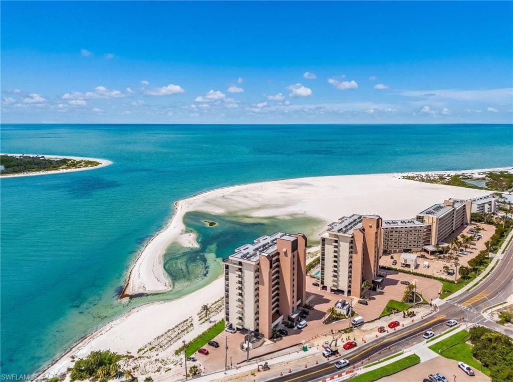 8402 Estero BLVD 704-0