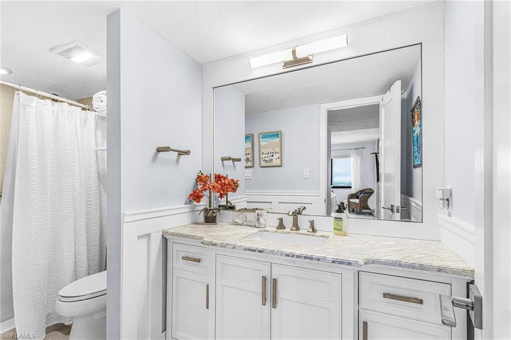 8402 Estero BLVD 704-14