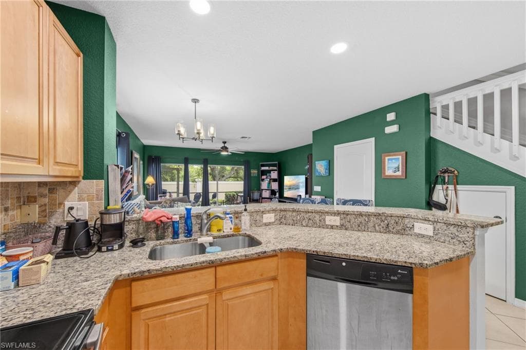 8587 Athena CT-12