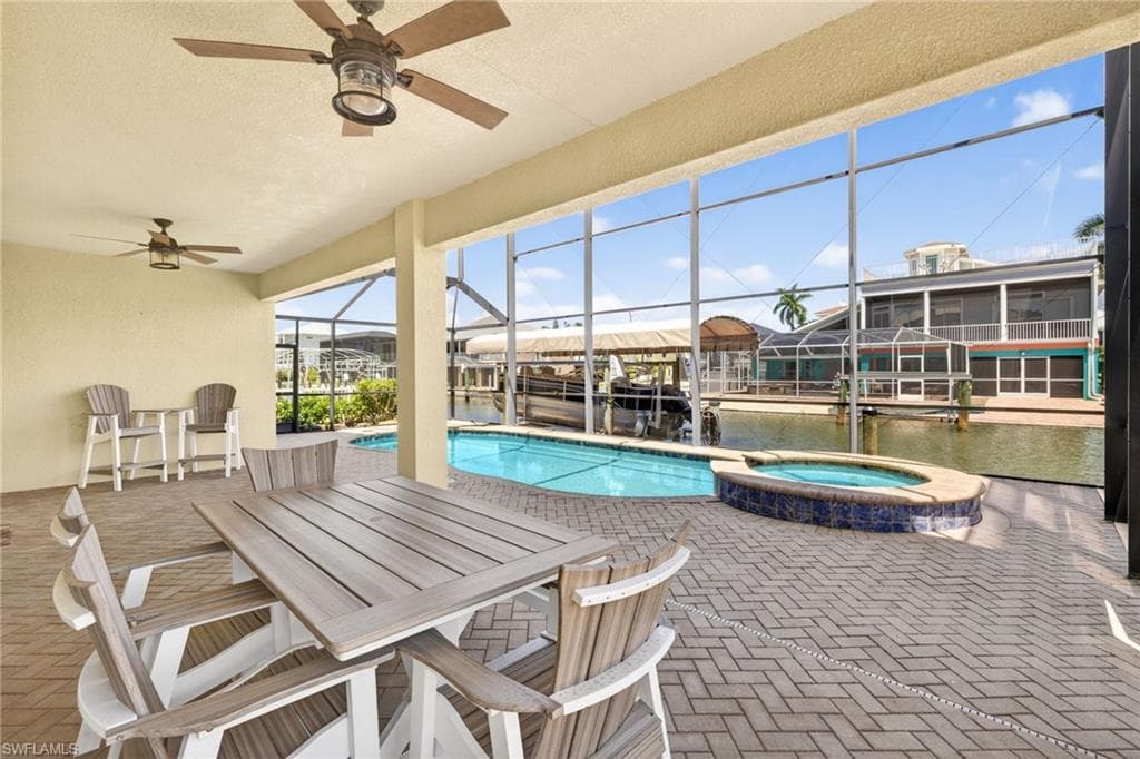 243 Driftwood LN-27