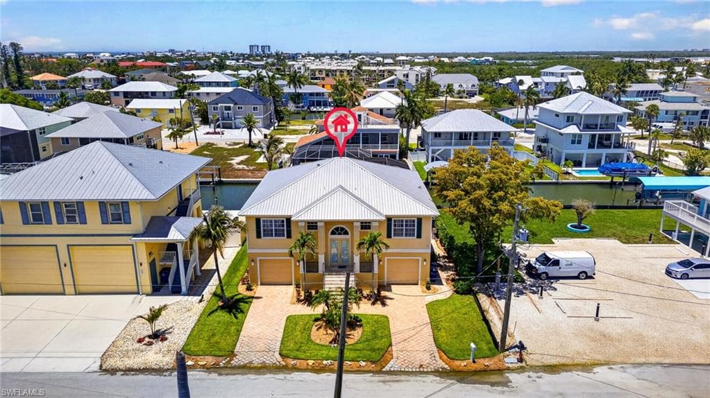 243 Driftwood LN-32