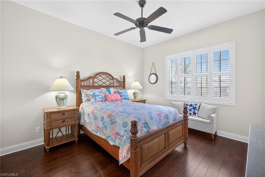 243 Driftwood LN-18