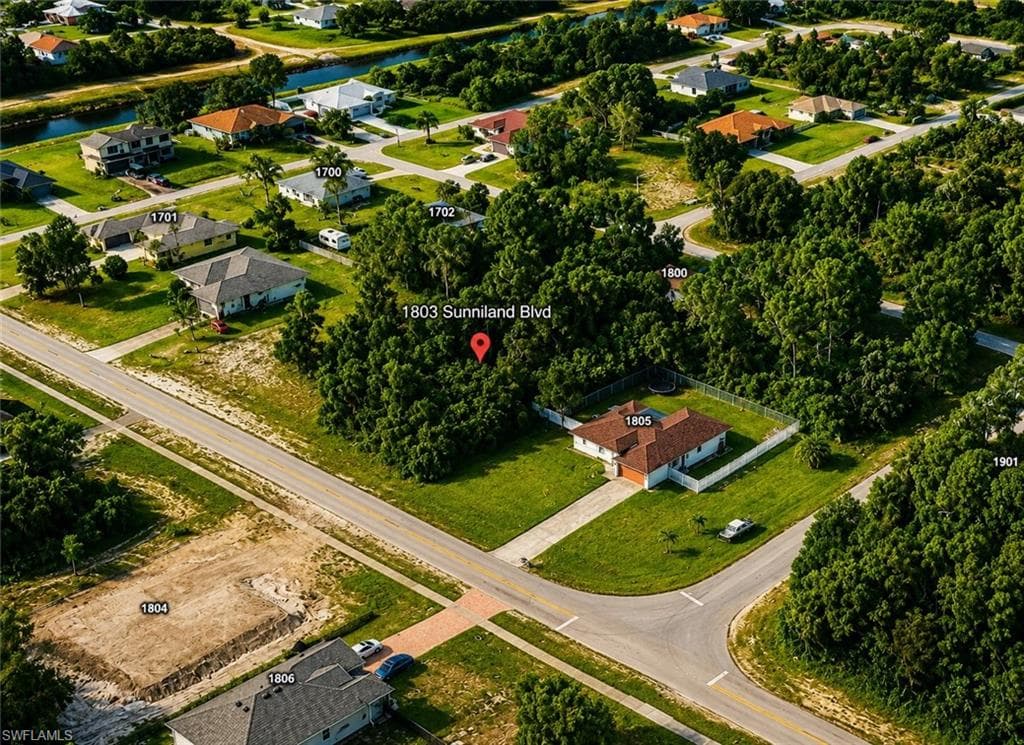 1803 Sunniland BLVD-5