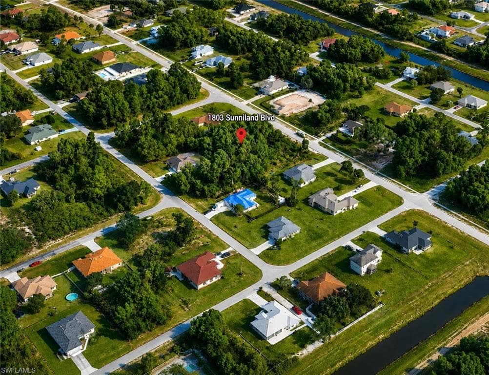 1803 Sunniland BLVD-4