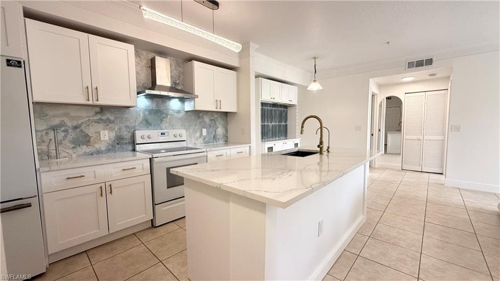 11500 Villa Grand 306-5