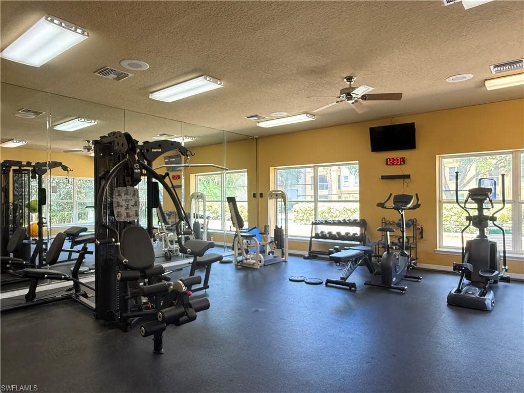 11500 Villa Grand 306-19